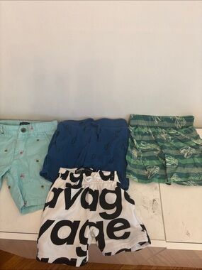 Boys shorts bundle size 2-4